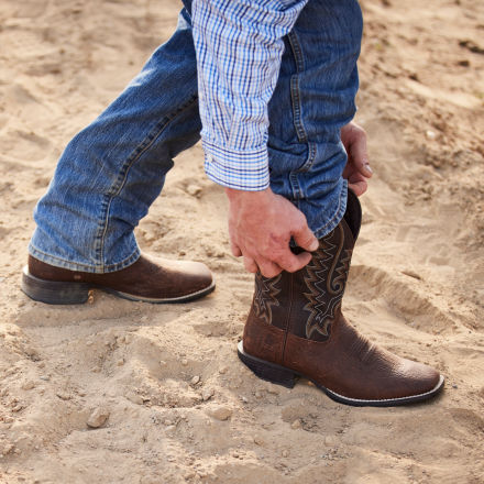DDB0379 Durango Men s Westward Brown Western Boot