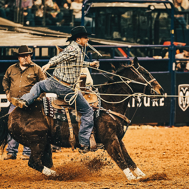 Team Durango Ambassador Caleb Smidt Wins Tie Down Roping