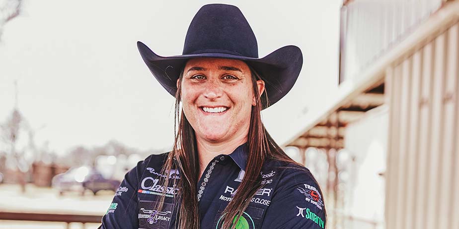 Kelsie Domer | Professional Breakaway Roper